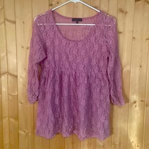 Lightly worn flowered lace top